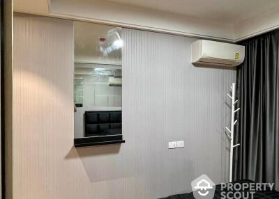 1-BR Condo at Regal Sathon-Naradhiwas close to Naradhiwas Rajanagarindra