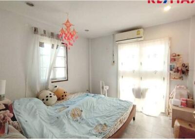 156 Sqm., 3 Beds Townhouse listed for ฿ 2,400,000.