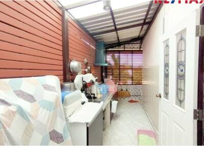 156 Sqm., 3 Beds Townhouse listed for ฿ 2,400,000.