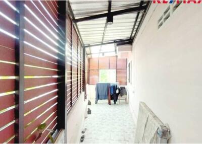 156 Sqm., 3 Beds Townhouse listed for ฿ 2,400,000.