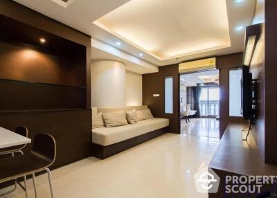 1-BR Condo at Lebua At State Tower near BTS Surasak