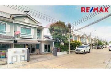 75 Sqm., 2 Beds Townhouse listed for ฿ 4,000,000.