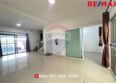 108 Sqm., 3 Beds Townhouse listed for ฿ 2,600,000.