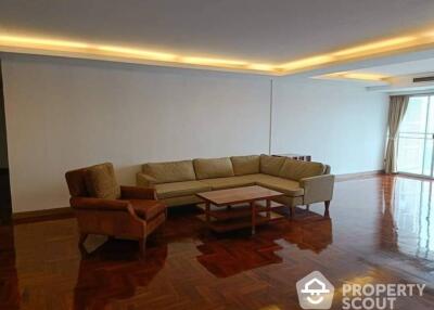 5-BR Apt. in Chong Nonsi