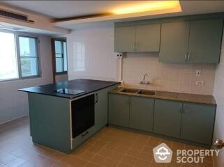 5-BR Apt. in Chong Nonsi