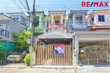 170 Sqm., 3 Beds Townhouse listed for ฿ 2,250,000.