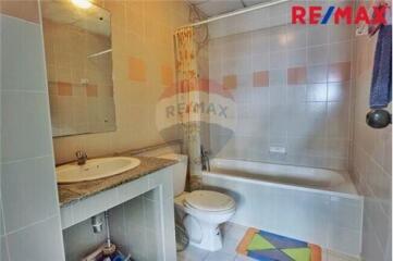 170 Sqm., 3 Beds Townhouse listed for ฿ 2,250,000.