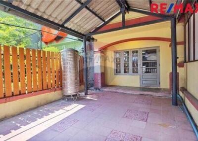 170 Sqm., 3 Beds Townhouse listed for ฿ 2,250,000.