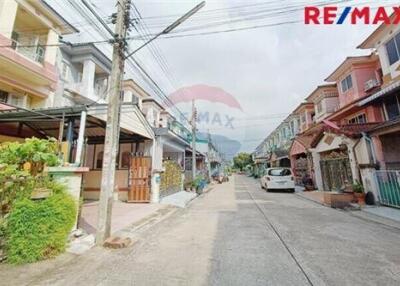 170 Sqm., 3 Beds Townhouse listed for ฿ 2,250,000.