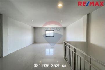 200 Sqm. Townhouse listed for ฿ 5,300,000.