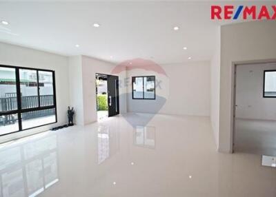 363 Sqm., 7 Beds Townhouse listed for ฿ 13,900,000.