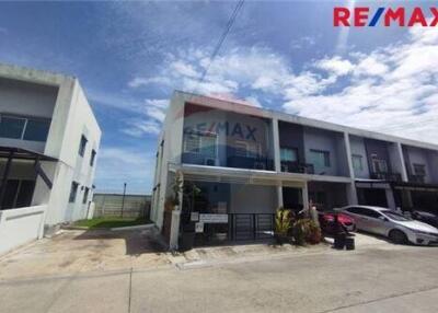 109 Sqm., 3 Beds Townhouse listed for ฿ 2,800,000.