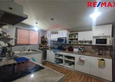 109 Sqm., 3 Beds Townhouse listed for ฿ 2,800,000.