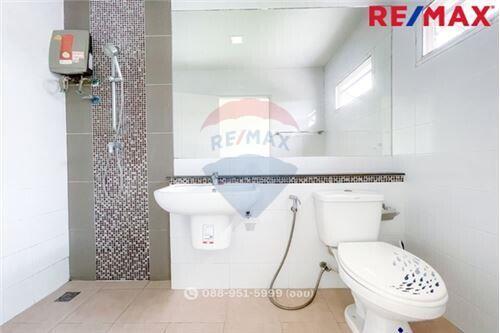 103 Sqm., 3 Beds Townhouse listed for ฿ 2,390,000.