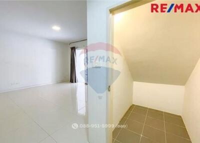 103 Sqm., 3 Beds Townhouse listed for ฿ 2,390,000.