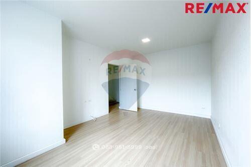 103 Sqm., 3 Beds Townhouse listed for ฿ 2,390,000.