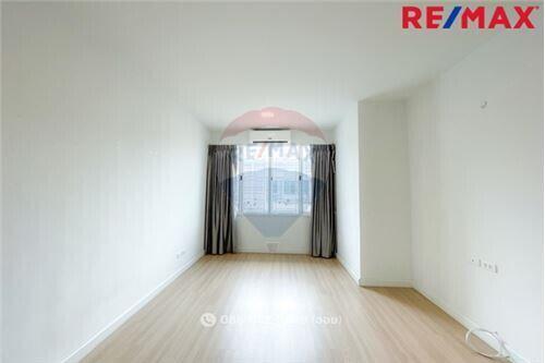 103 Sqm., 3 Beds Townhouse listed for ฿ 2,390,000.