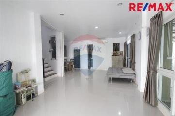 216 Sqm., 3 Beds Townhouse listed for ฿ 3,690,000.