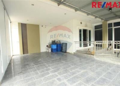 216 Sqm., 3 Beds Townhouse listed for ฿ 3,690,000.