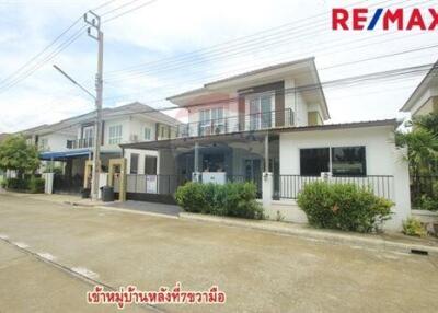 216 Sqm., 3 Beds Townhouse listed for ฿ 3,690,000.