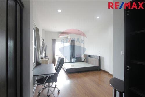 216 Sqm., 3 Beds Townhouse listed for ฿ 3,690,000.