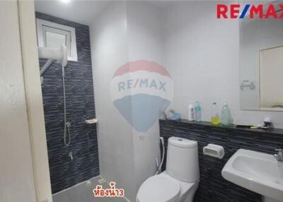 216 Sqm., 3 Beds Townhouse listed for ฿ 3,690,000.