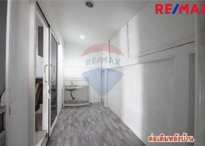 216 Sqm., 3 Beds Townhouse listed for ฿ 3,690,000.