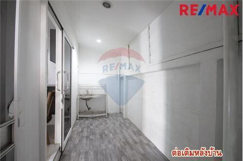 216 Sqm., 3 Beds Townhouse listed for ฿ 3,690,000.