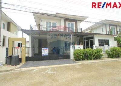 216 Sqm., 3 Beds Townhouse listed for ฿ 3,690,000.