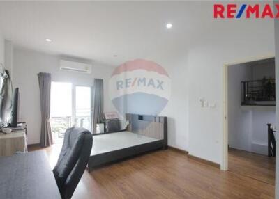 216 Sqm., 3 Beds Townhouse listed for ฿ 3,690,000.