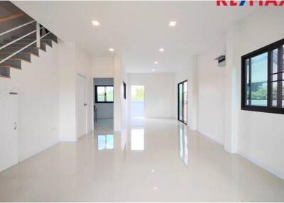 155 Sqm., 4 Beds Townhouse listed for ฿ 2,890,000.