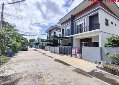 155 Sqm., 4 Beds Townhouse listed for ฿ 2,990,000.