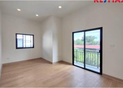 155 Sqm., 4 Beds Townhouse listed for ฿ 2,890,000.