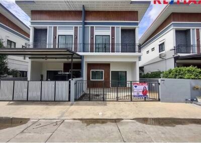 155 Sqm., 4 Beds Townhouse listed for ฿ 2,990,000.