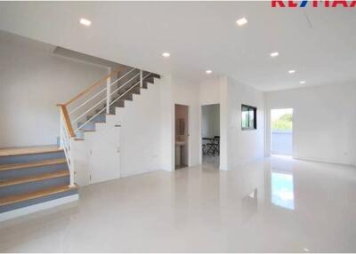 155 Sqm., 4 Beds Townhouse listed for ฿ 2,990,000.