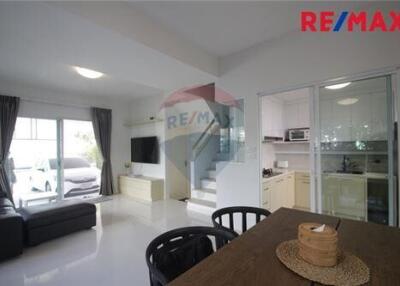 140 Sqm., 3 Beds Townhouse listed for ฿ 3,990,000.