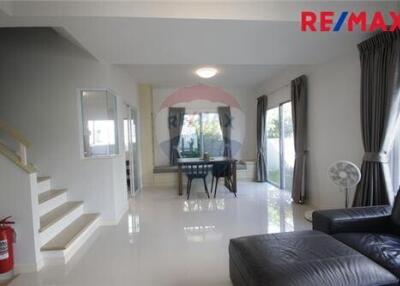 140 Sqm., 3 Beds Townhouse listed for ฿ 3,990,000.