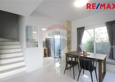 140 Sqm., 3 Beds Townhouse listed for ฿ 3,990,000.