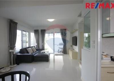 140 Sqm., 3 Beds Townhouse listed for ฿ 3,990,000.