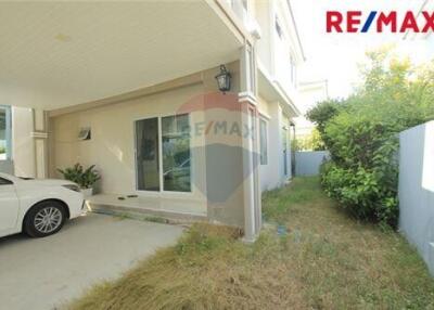 140 Sqm., 3 Beds Townhouse listed for ฿ 3,990,000.