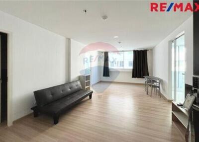 49 Sqm., 2 Beds Condo listed for ฿ 4,900,000.