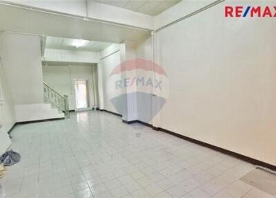 180 Sqm., 3 Beds Townhouse listed for ฿ 1,590,000.