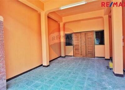 180 Sqm., 3 Beds Townhouse listed for ฿ 1,590,000.