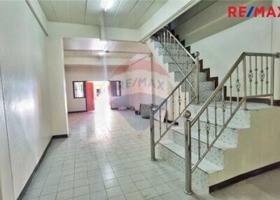 180 Sqm., 3 Beds Townhouse listed for ฿ 1,590,000.