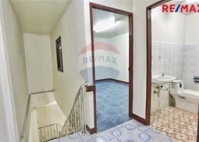 180 Sqm., 3 Beds Townhouse listed for ฿ 1,590,000.