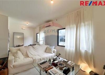 134 Sqm., 2 Beds Townhouse listed for ฿ 4,590,000.