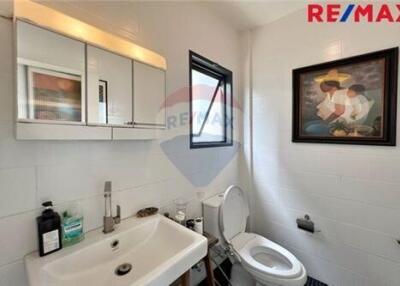 134 Sqm., 2 Beds Townhouse listed for ฿ 4,590,000.