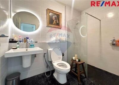 134 Sqm., 2 Beds Townhouse listed for ฿ 4,590,000.