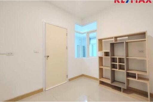 131 Sqm., 4 Beds Townhouse listed for ฿ 3,200,000.