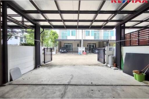 131 Sqm., 4 Beds Townhouse listed for ฿ 3,200,000.